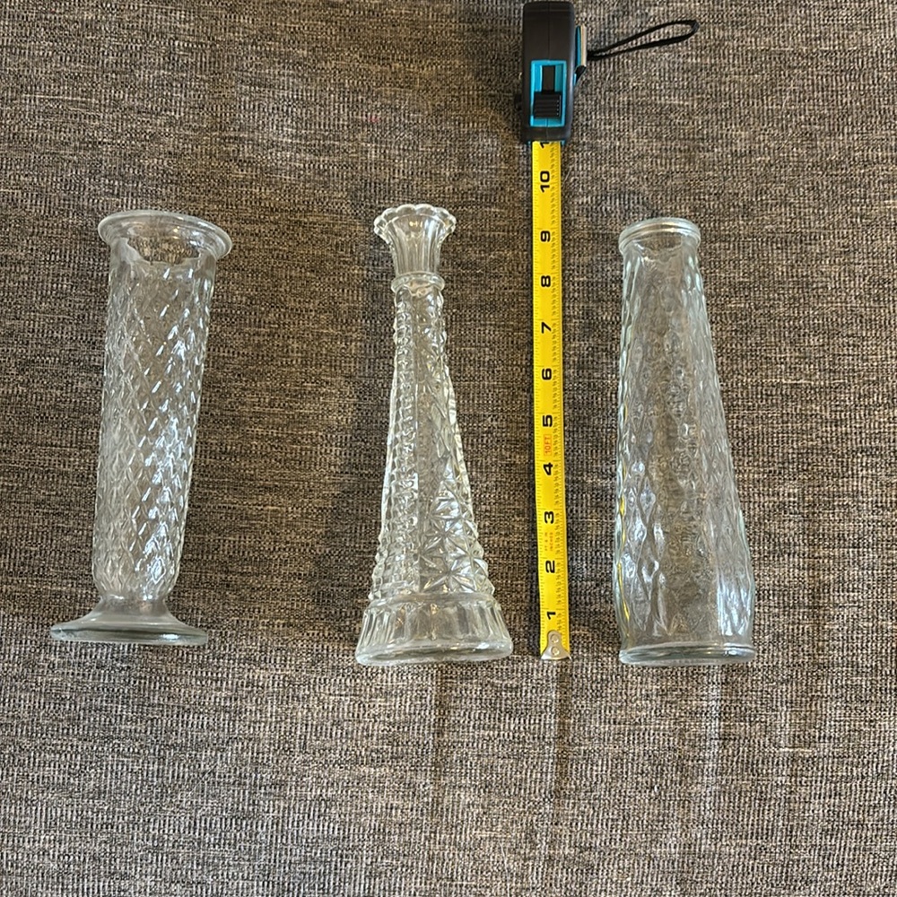 Set of 3 Vintage Clear Glass Bud Vases - Anchor Hocking & E.O. Brody - Picture 9 of 9